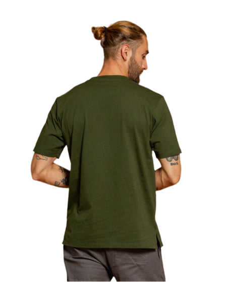 Camiseta Basic Regular Verde Militar