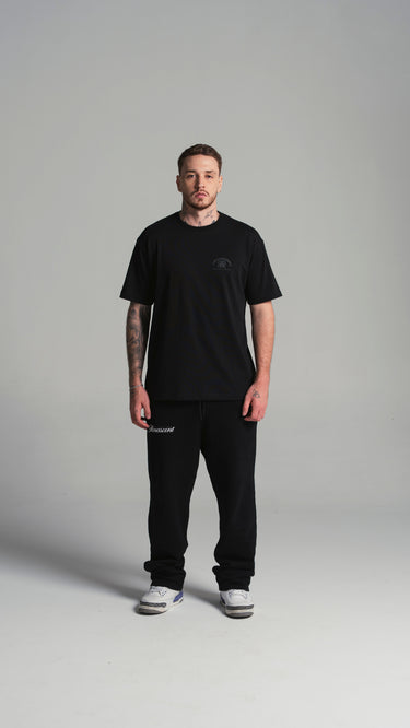 Basic - Tshirt - Negra